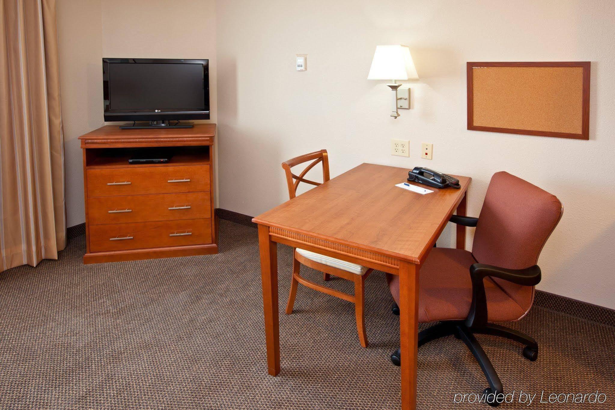 Candlewood Suites Indianapolis Northwest By Ihg Exterior photo