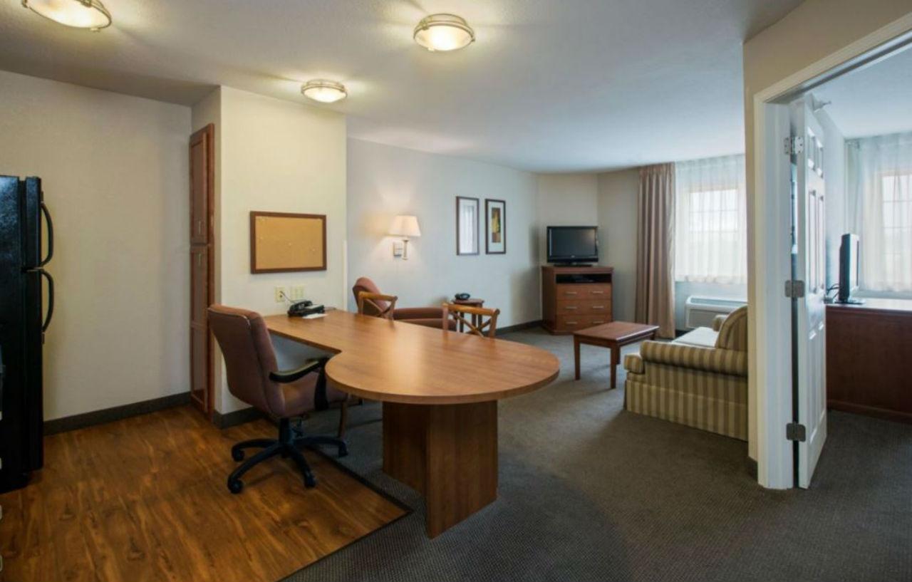 Candlewood Suites Indianapolis Northwest By Ihg Exterior photo